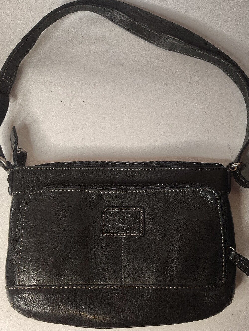 Fossil Genuine Leather Black Purse with Original  Card